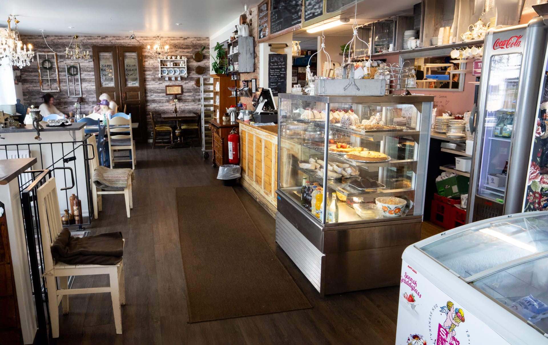cafe-interiör-stor-02